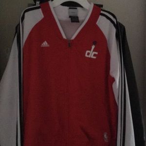 Dc adidas coat warm but a little to big